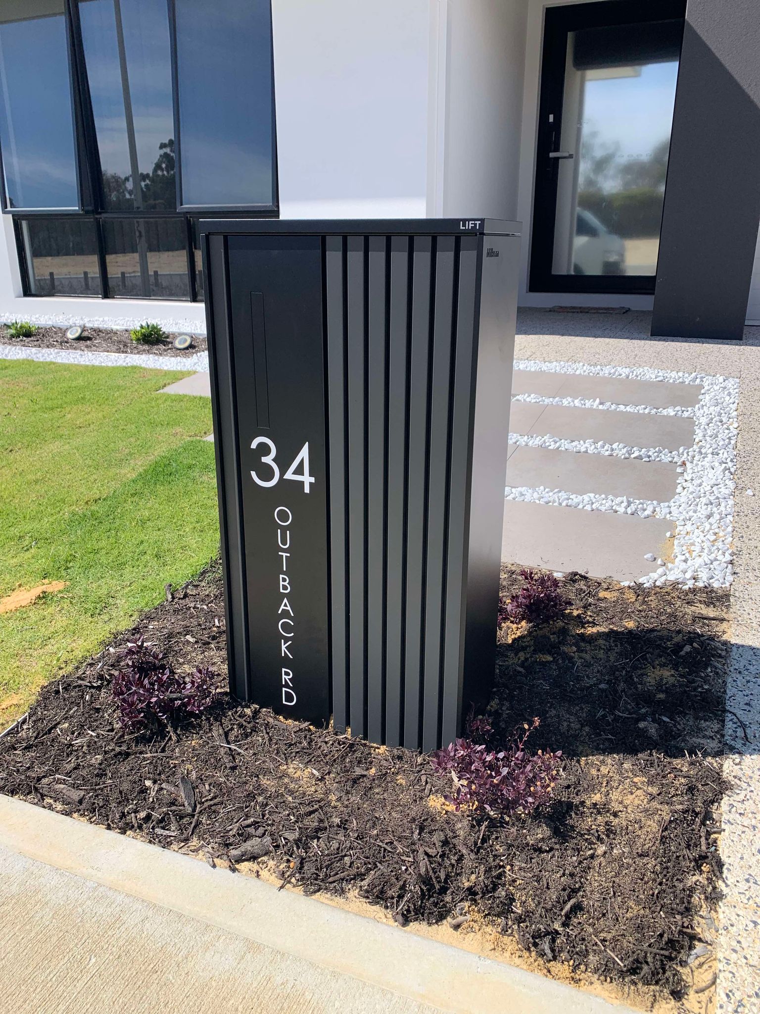 Milkcan Noosa Extra Wide Parcel Pillar